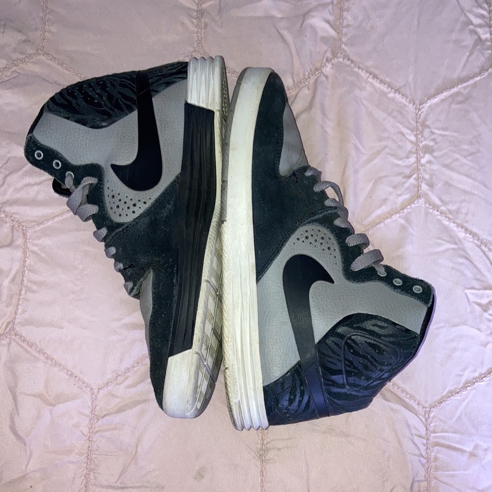 Nike (Paul Rodriguez 7 ) tennis shoes